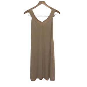 Vanity Fair vintage nude lace trim size L slip undergarment EUC